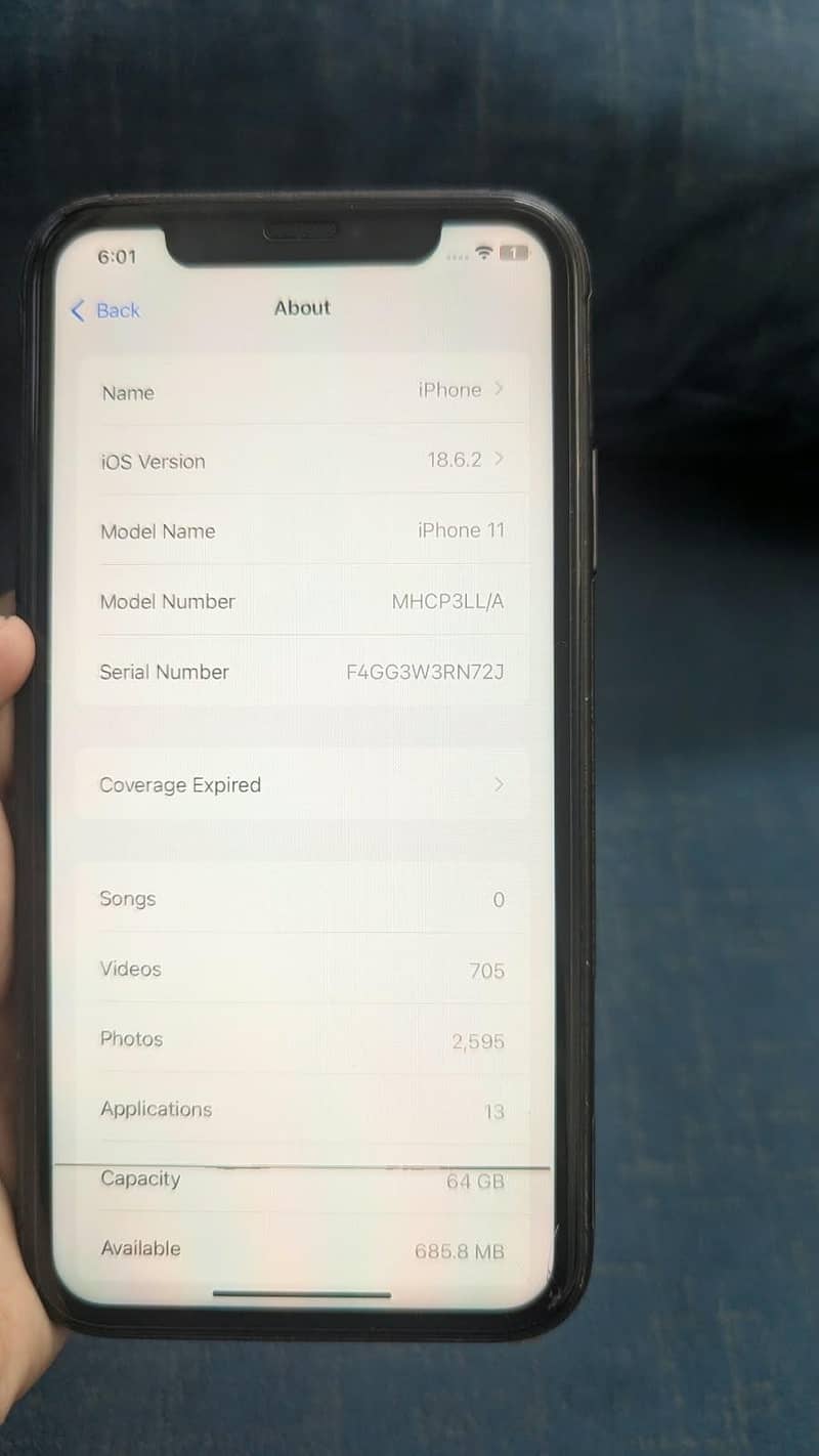 Apple iPhone 11 4
