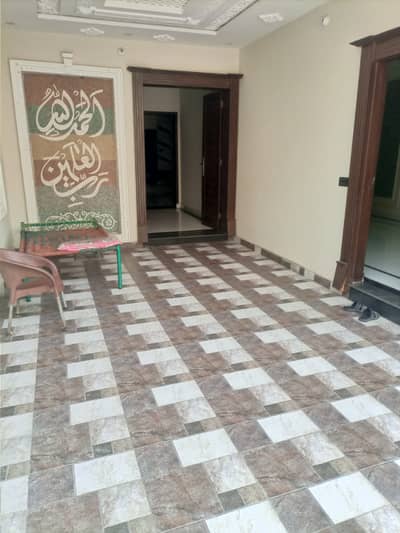 10 MARLA LOWER PORTION AVAILABLE FOR RENT IN MODEL TOWN EXT