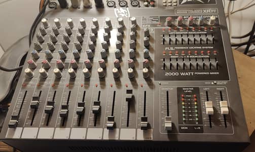 peavey 800F+ 2000w original powered mixer