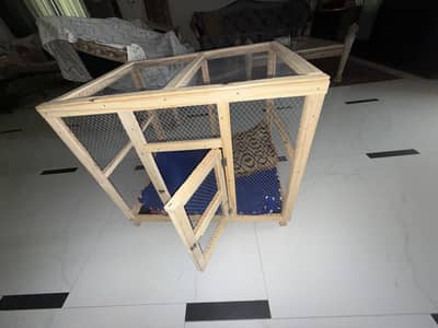 2 foot height hai siki 10/10 condition 7 din phele lia tha just new