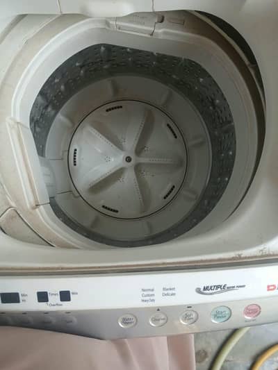 Dawlance automatic washing machine