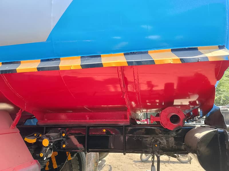 Tanker 13