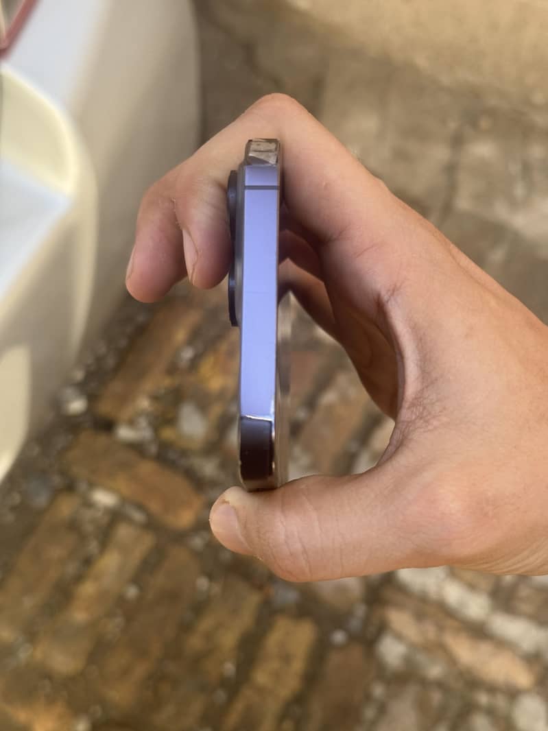 Apple iPhone 14 Pro Max 5
