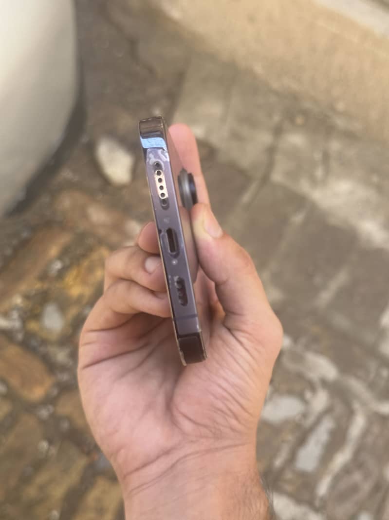 Apple iPhone 14 Pro Max 7