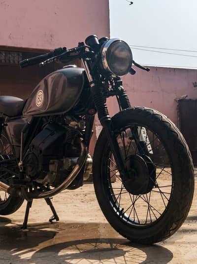 SUZUKI GS150 MODIFIED INTO CAFE RACER ENGINE SWAPPED CHINESE IMPORTED