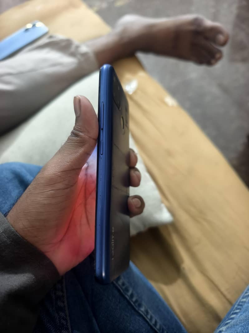 Realme C12 1
