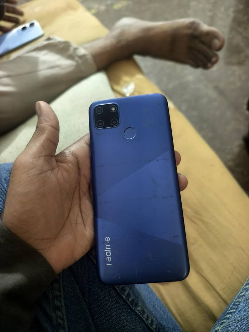 Realme C12 3