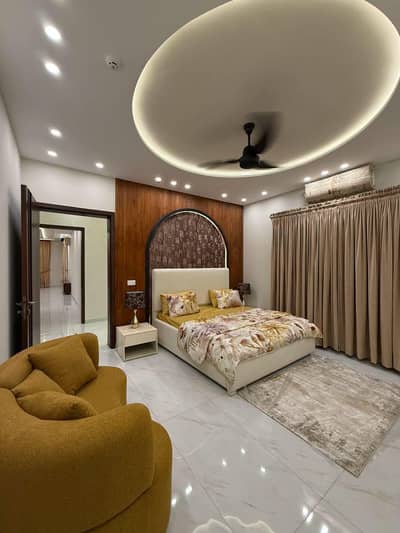 Hotel Shah G Guest house Room for rent daily basis and short time