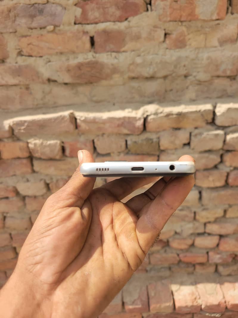 Samsung Mobile A52 2