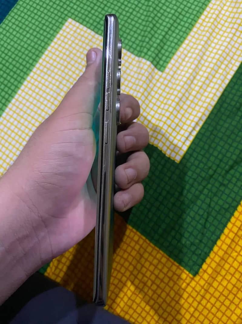 Tecno CAMON 40 Pro 3