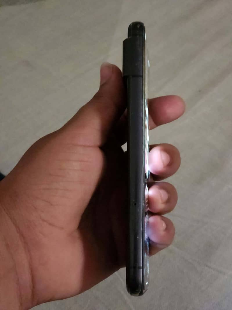 Google Pixel 8 2