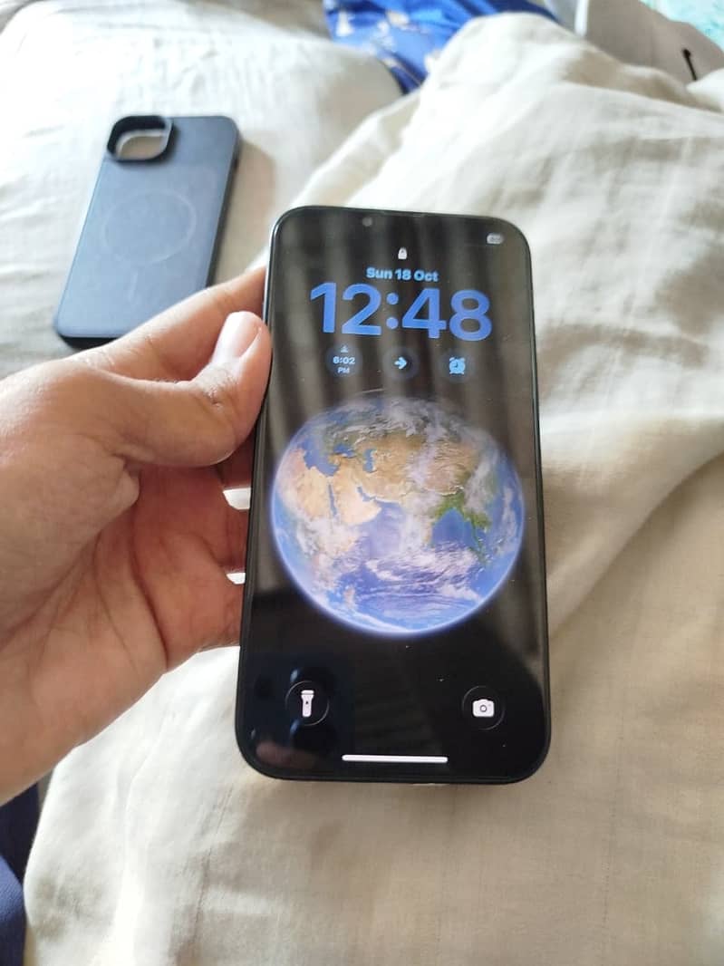 Apple iPhone 13 7