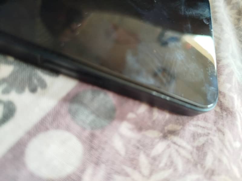 Apple iPhone 13 9