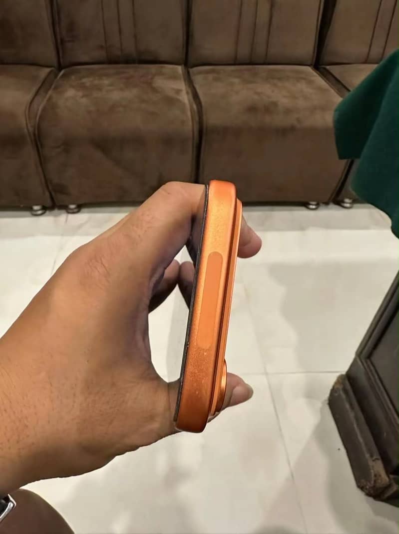 Apple iPhone 17 Pro Max 1