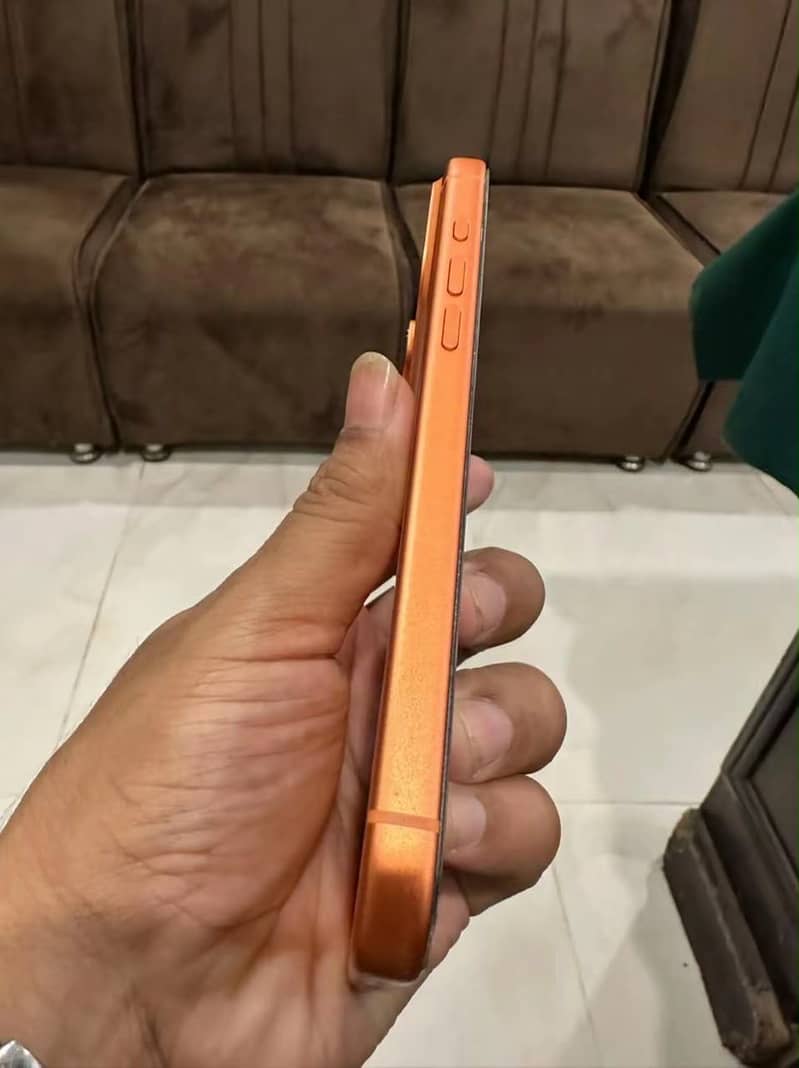 Apple iPhone 17 Pro Max 2