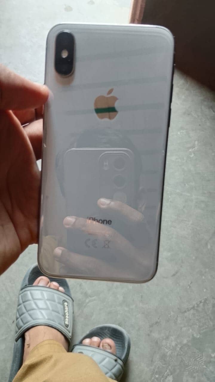 Apple iPhone X 6
