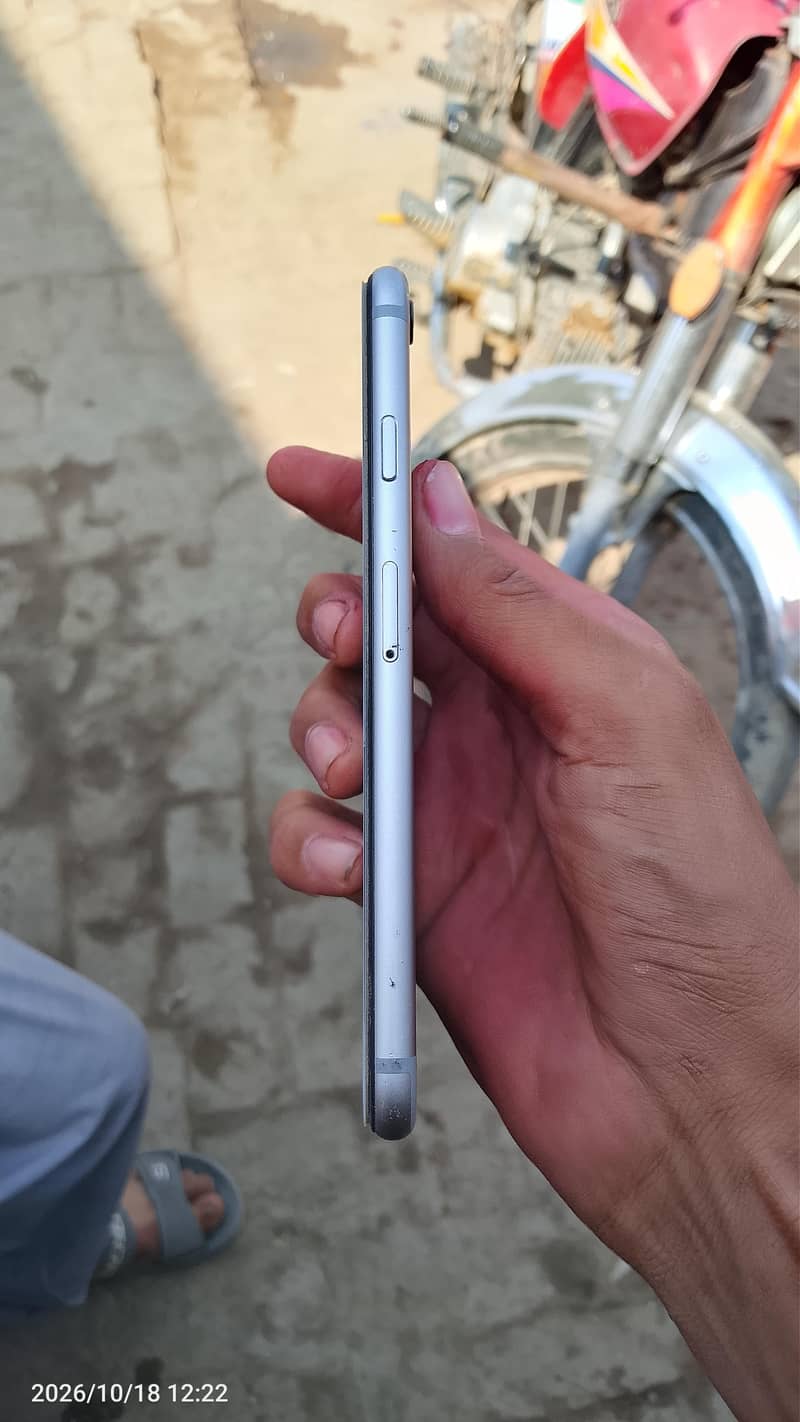 Apple iPhone 6S 6