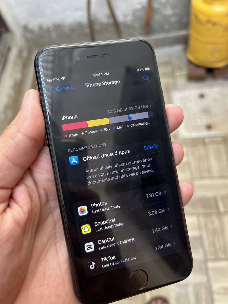 Apple iPhone 7 5