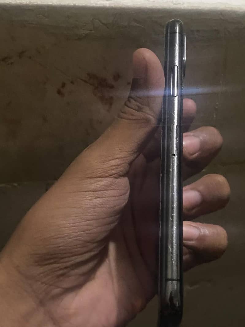 Apple iPhone X 2
