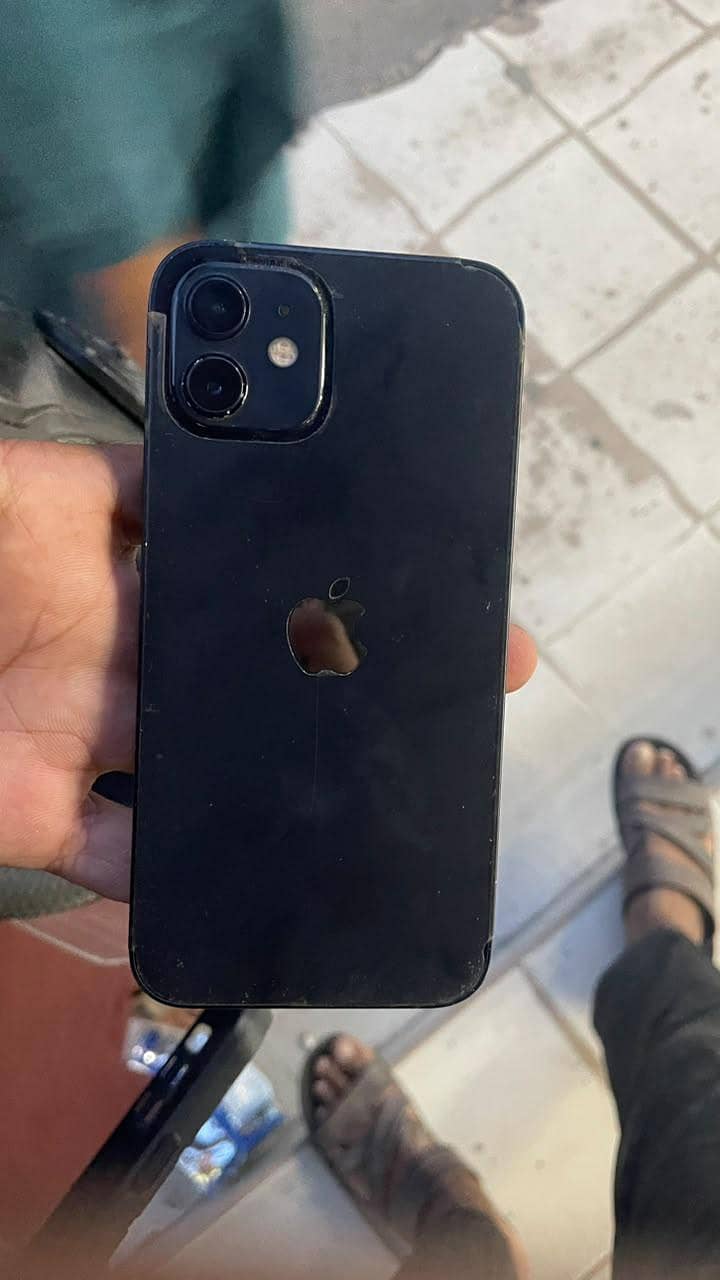 Apple iPhone 12 2