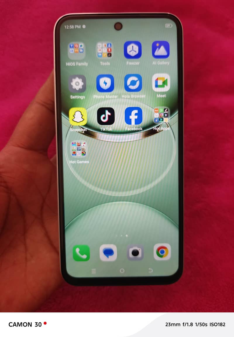 Tecno  Spark 30C 1