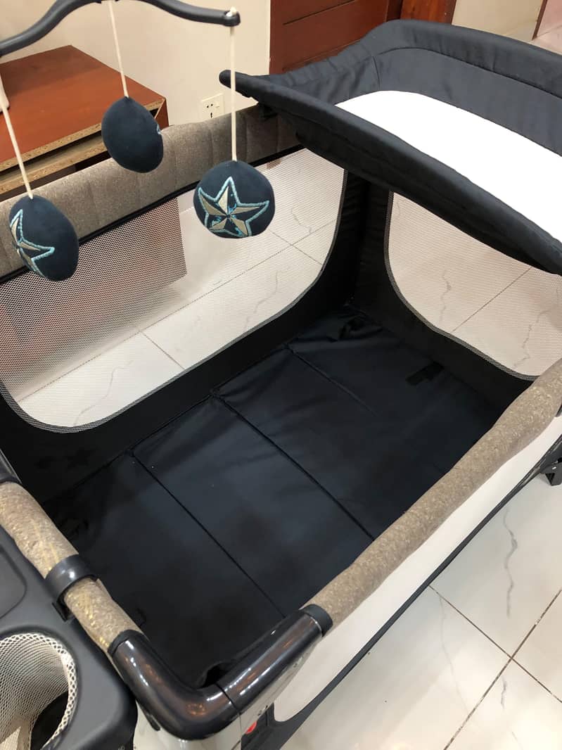 Baby Cot 2
