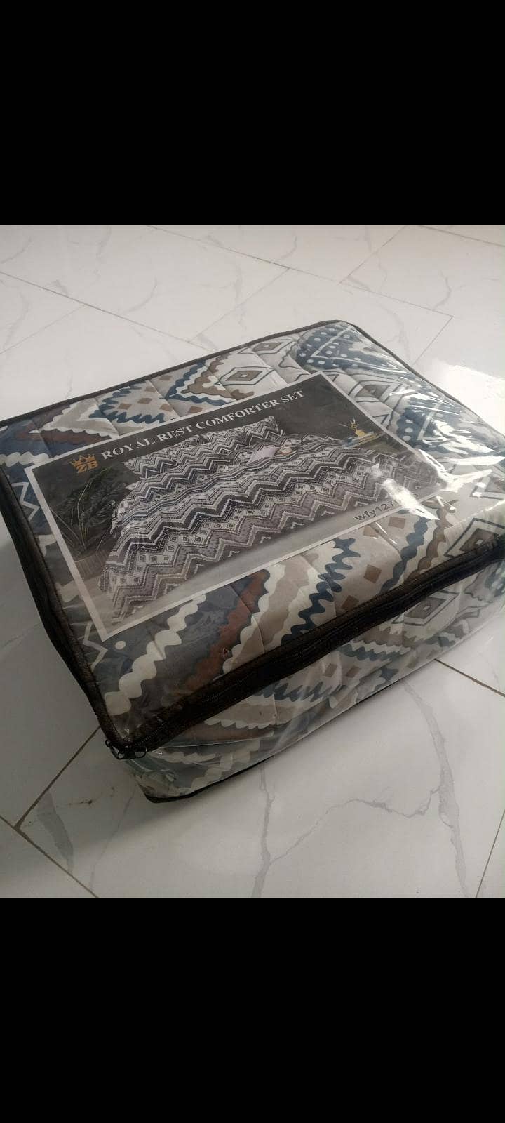 New comforter set 0