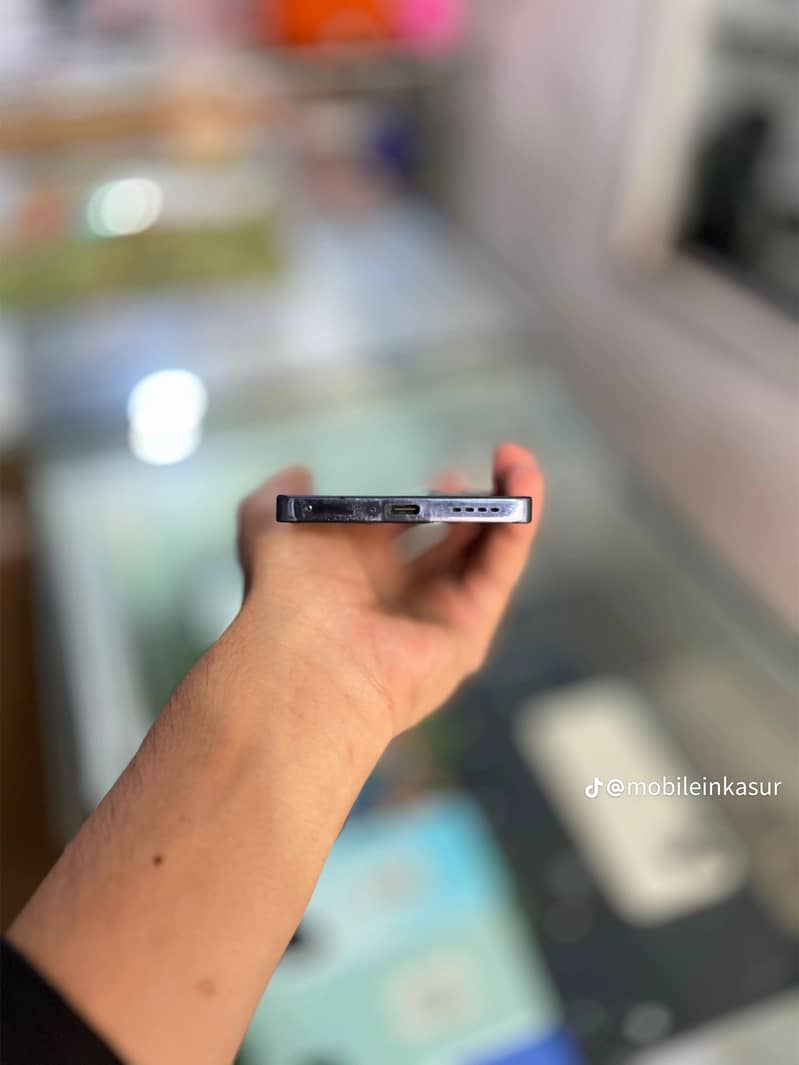 Infinix Note 40 4