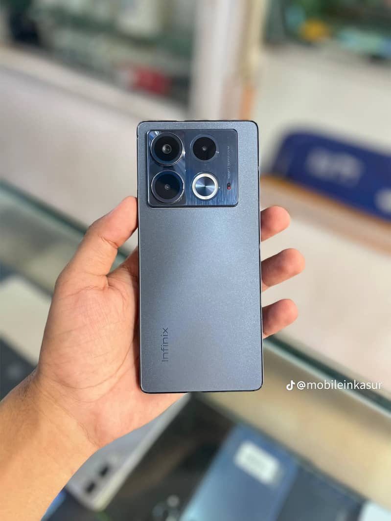 Infinix Note 40 5