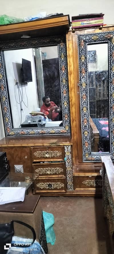 furniture and wardrobe sell