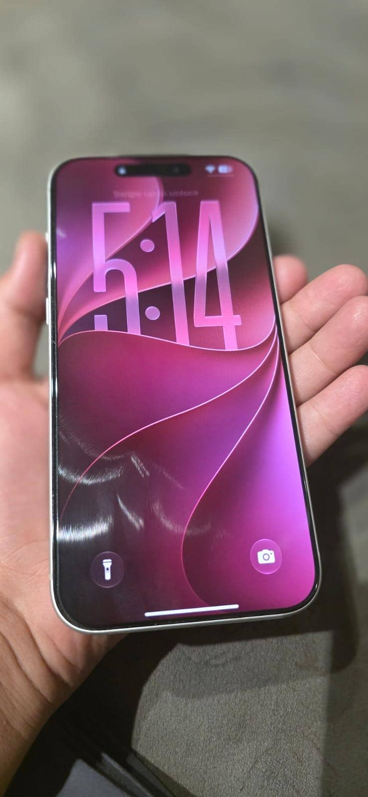 Apple iPhone 17 Pro Max 1