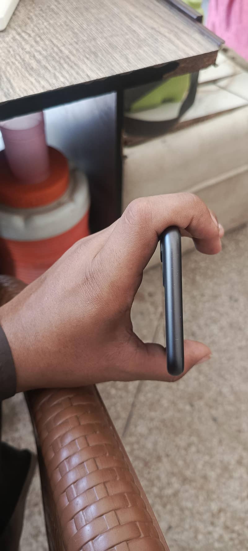 Apple iPhone 11 3