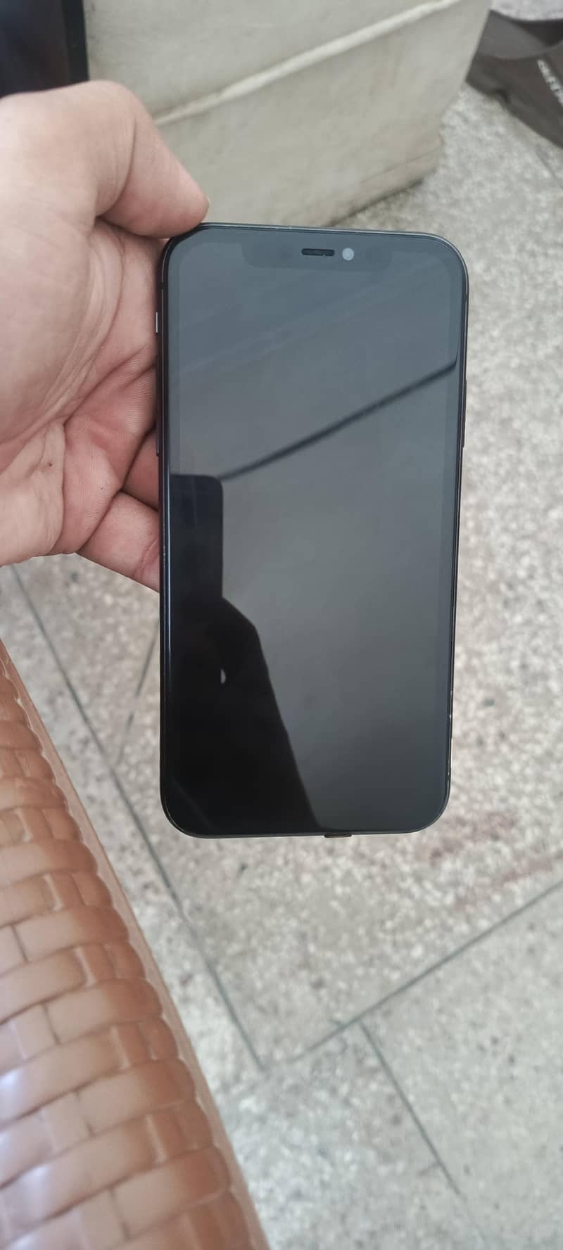 Apple iPhone 11 8