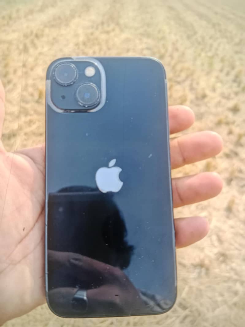 Apple iPhone 13 0