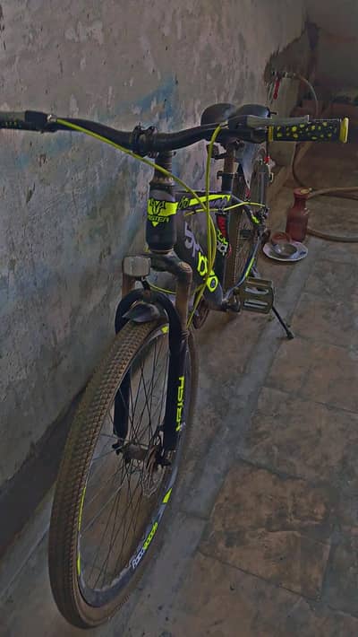 Cycles Size 24 for sale slightly used 10/10