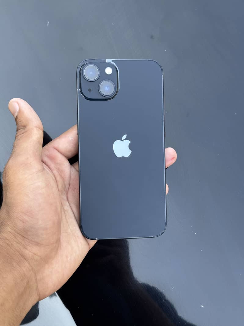 Apple iPhone 13 3