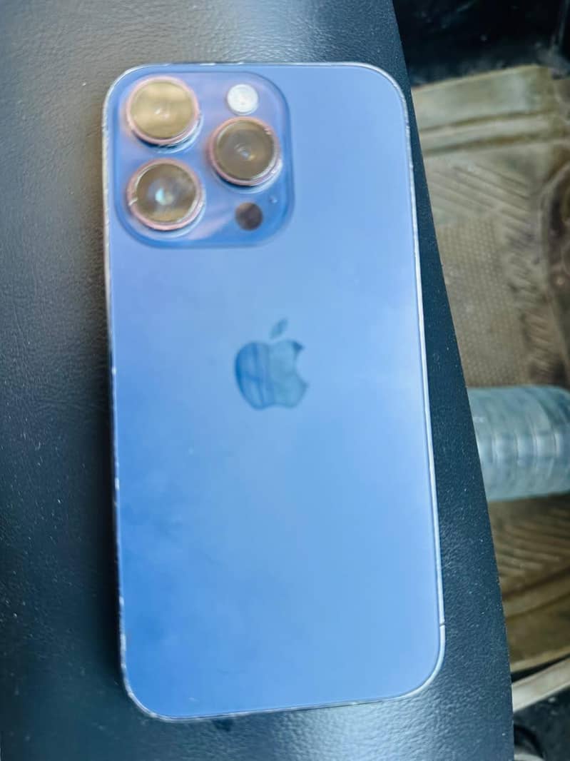 Apple iPhone 14 Pro 0