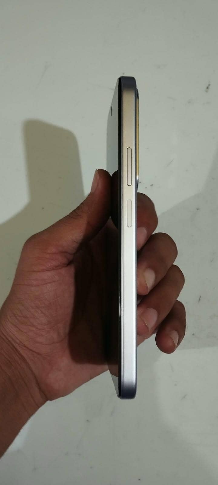 Realme C100 2