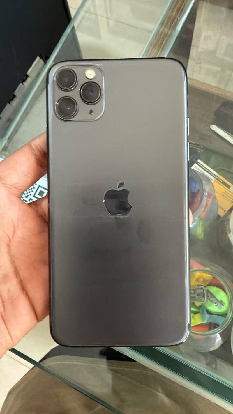 Apple iPhone 11 Pro Max 1