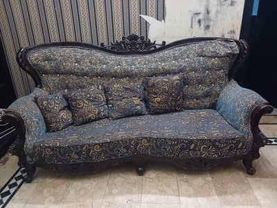 dubai imported  seater sofa set with dewan and chairs