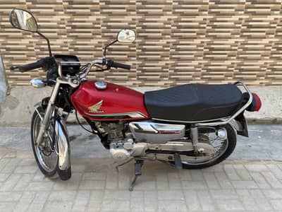 Honda 125 social Edition  need cash urgent sale