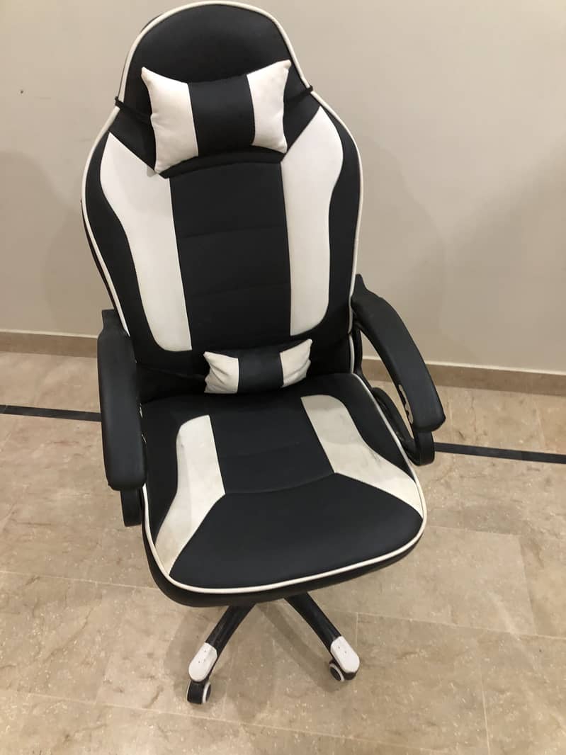 Chair 0
