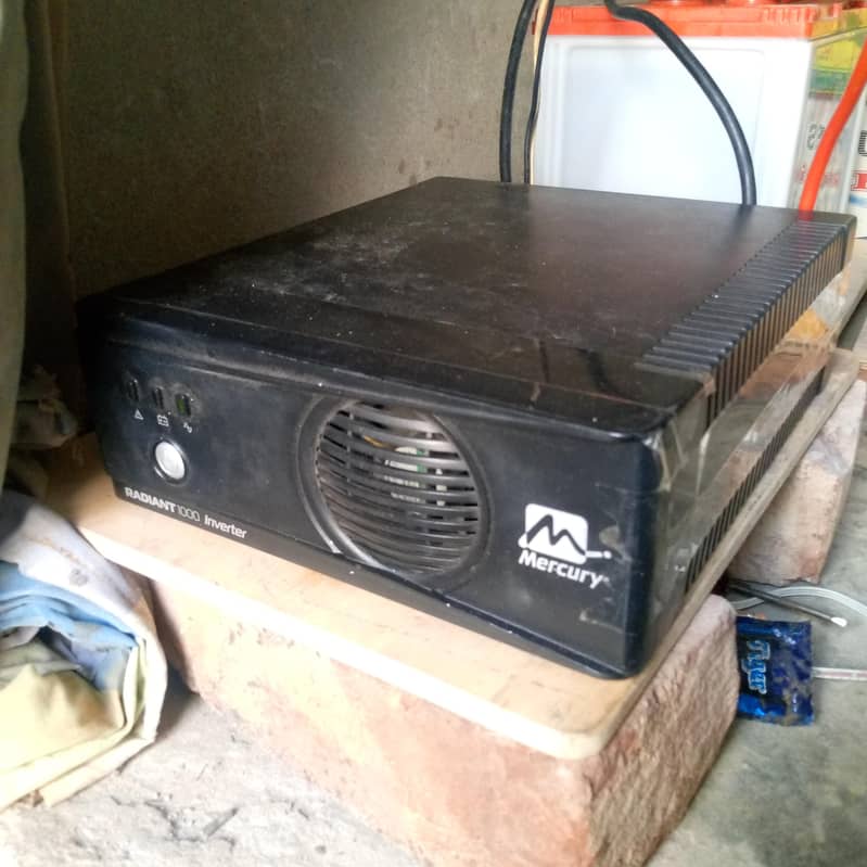 UPS 750W 1