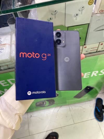 Motorola Moto G 2024 with box non pta sim lock 4+4/64