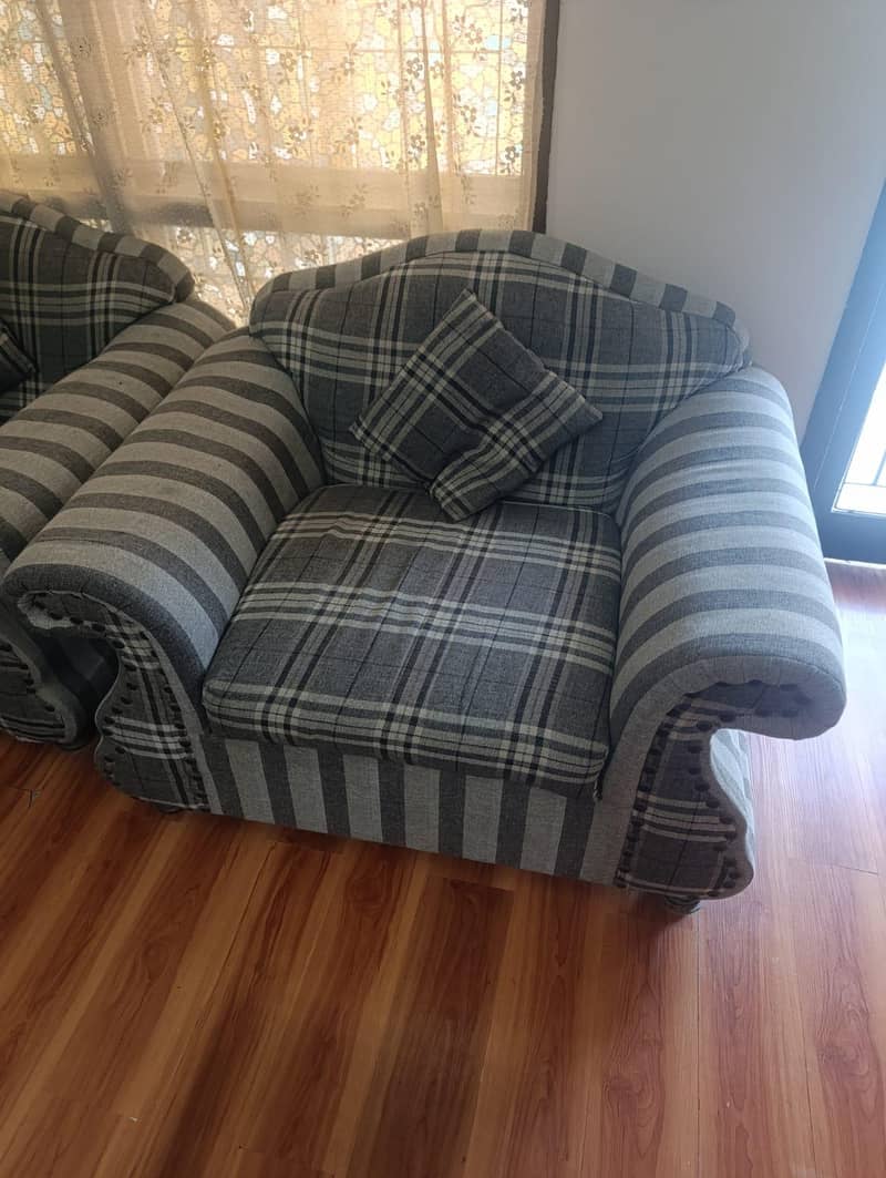 sofa set 7 seater 3