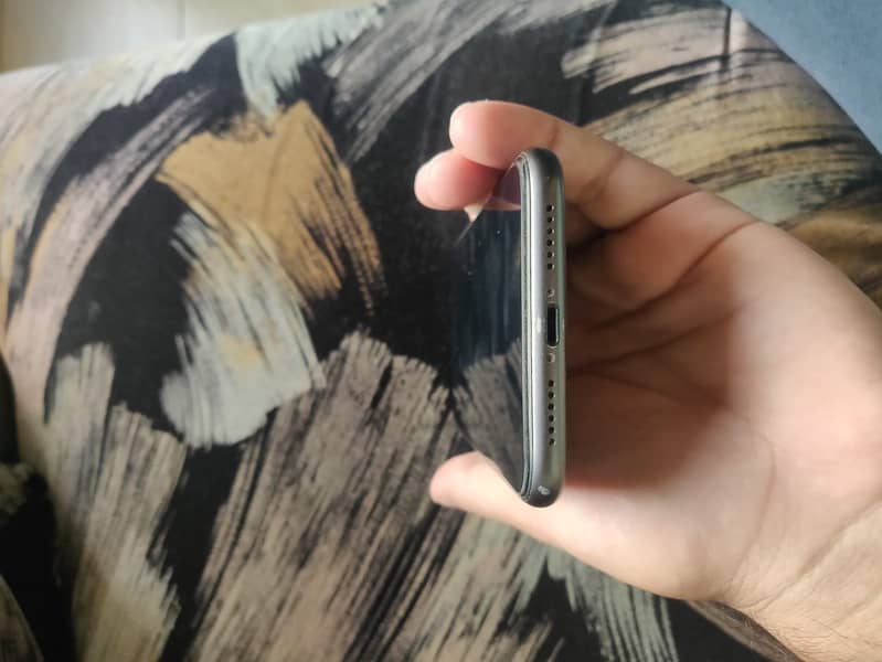 Iphone 11 128 4