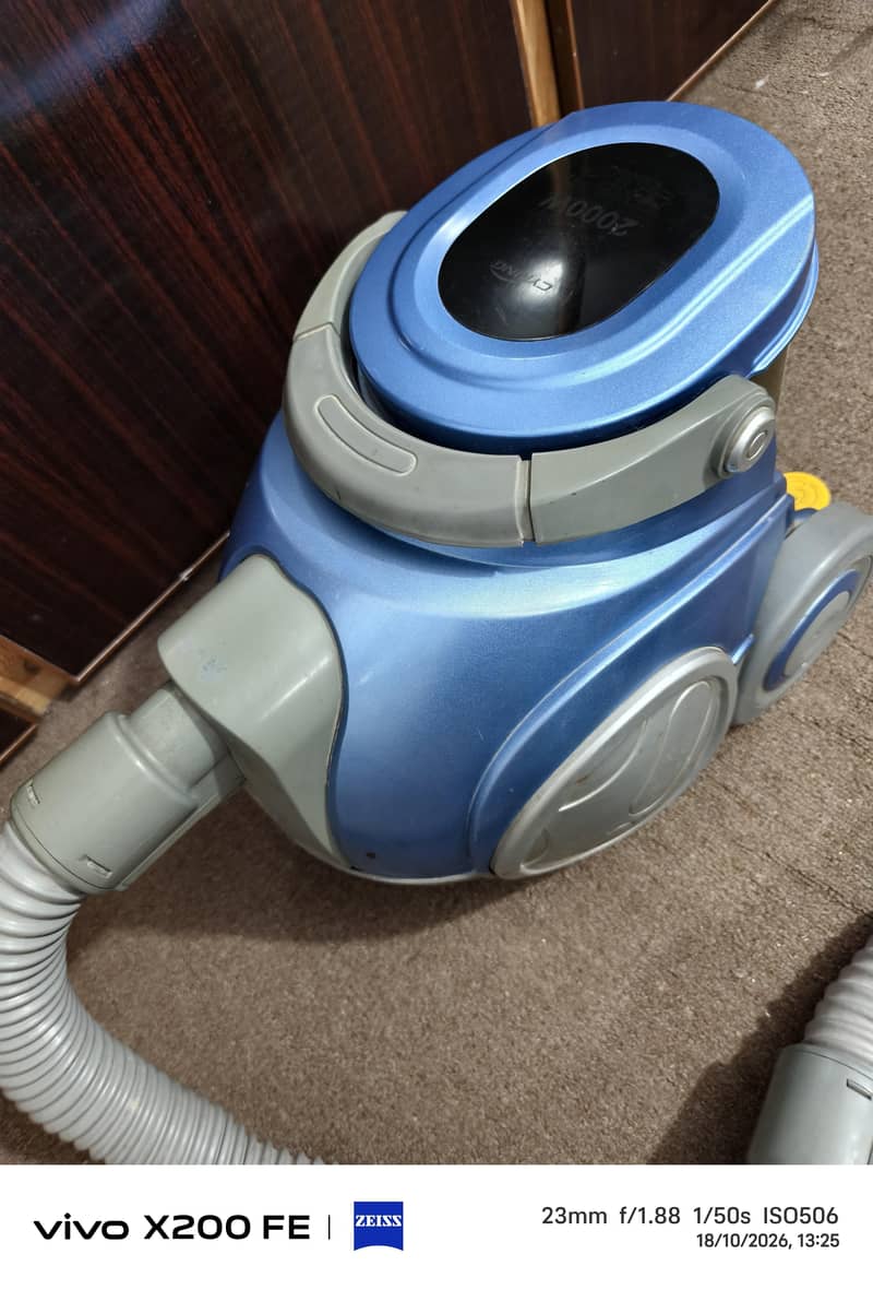 2000w 4