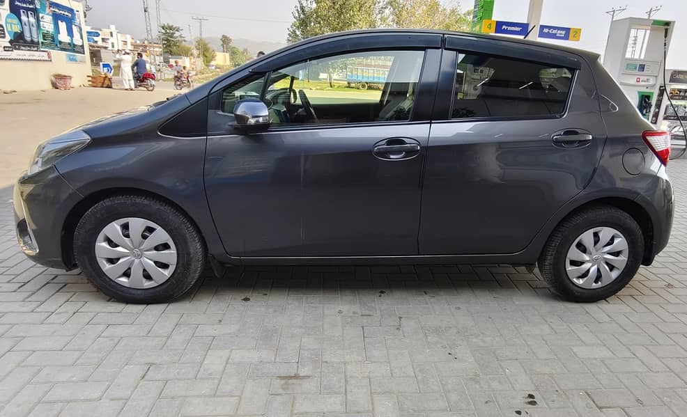 Toyota vitz 7