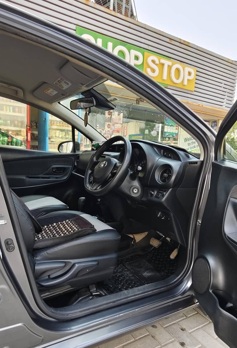 Toyota vitz 12