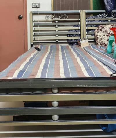 single bed